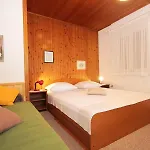 With Parking Space Orebic, Peljesac - 4588 شقة
